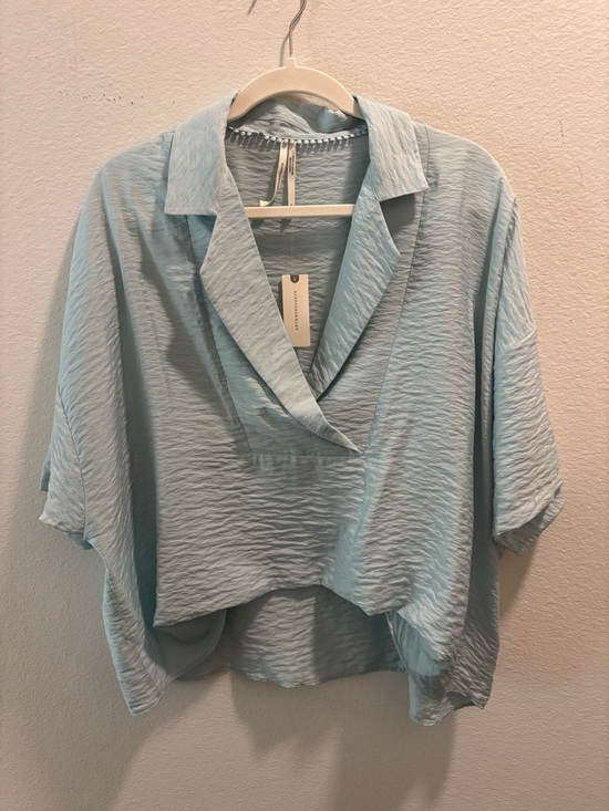 Anthropologie Tops - NWT Anthropologie The Dylon Short-Sleeve Wide-Placket Top in Blue, size S
